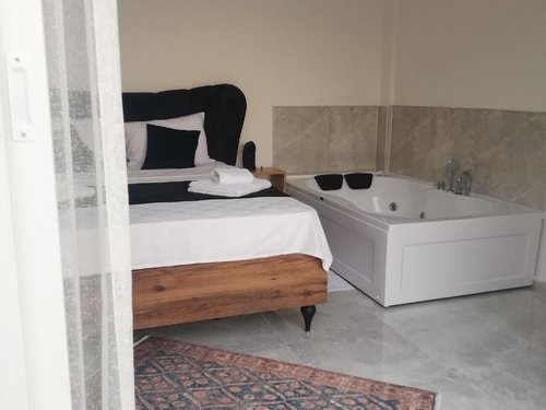  gece  -  Kasım
  | Dalyan'da 2 Kişilik Romantik Lüks Villa Kiralama
